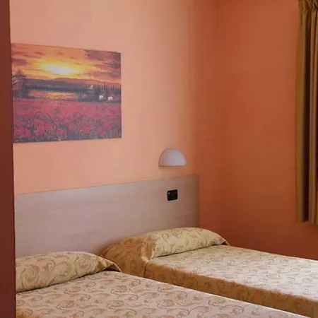 Hotell Lizard Como