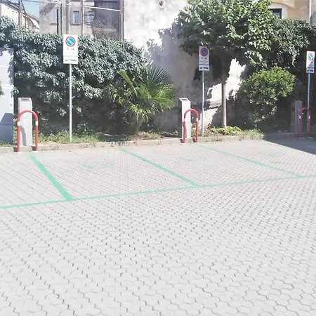 ホテル Lizard コモ