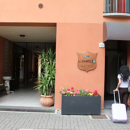 מלון Lizard 3*